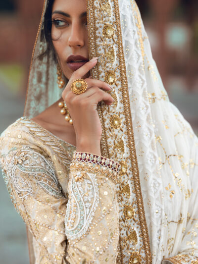 Zoya