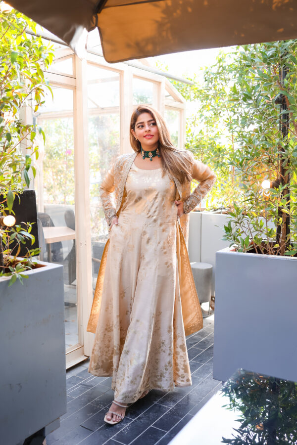 Ayaana Set